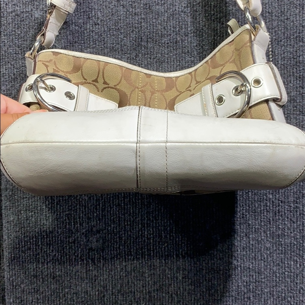 Coach purse! - Picture 2 of 6